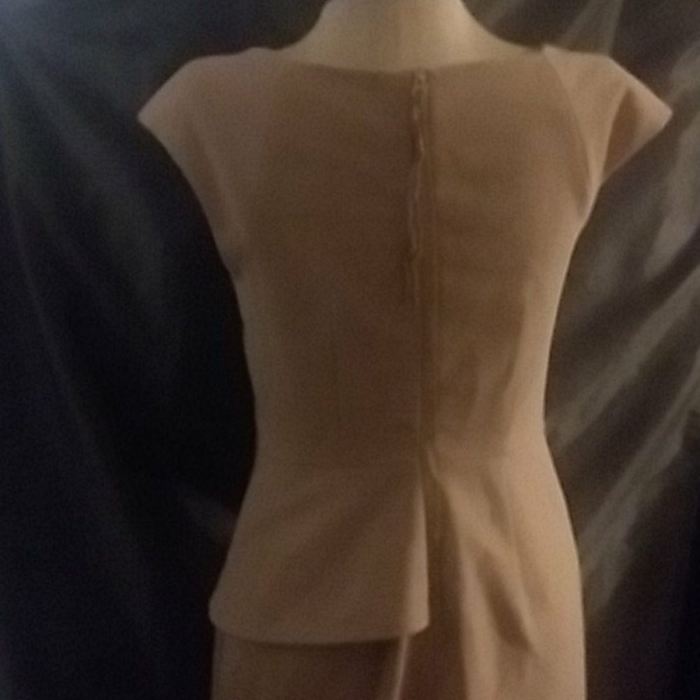 Dress - Picture 5 of 6